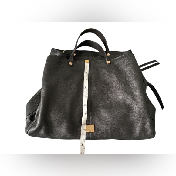 Kooba Black Leather Tote Crossbody Bag. - Picture 10 of 16